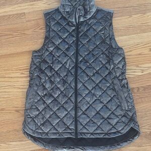 Athleta Quilted Metallic Whisper Women's Vest - crushed velvet
